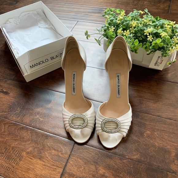 Manolo Blahnik | Shoes | Manolo Blahnik White Wedding Heels | Poshmark
